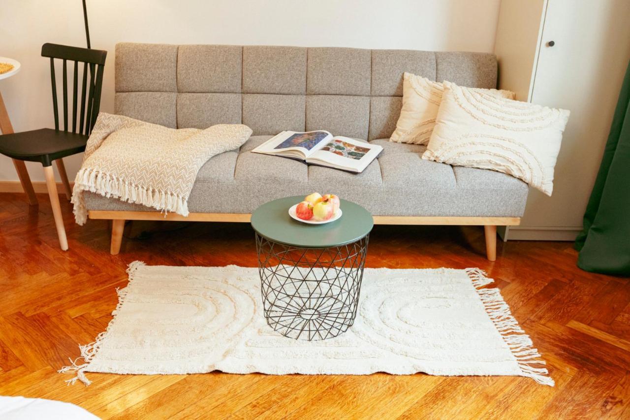 Chmielna - 250M Od Zlotych Tarasow, 350M Od Dworca Centralnego - Wifi - Smart Tv 55 Cali - Better Rental Warsaw Luaran gambar